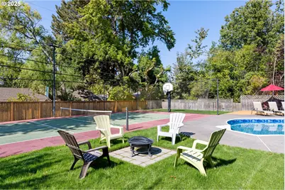 6025 SW Spruce Ave, Beaverton, OR 97005 - Photo 42