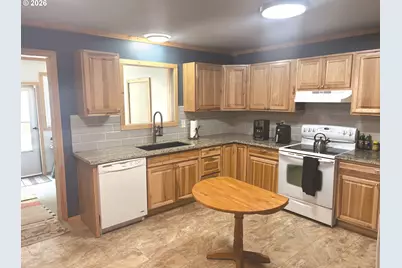585 Hager St, Heppner, OR 97836 - Photo 6