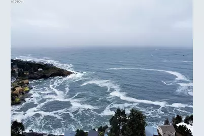 648 Painter Ln, Depoe Bay, OR 97341 - Photo 4