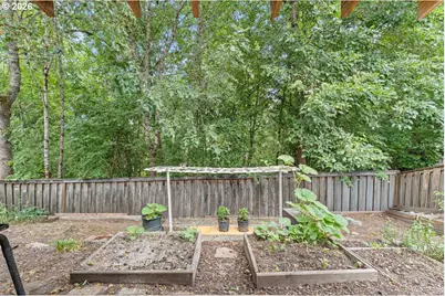 355 NE Saint Jean Pl, Hillsboro, OR 97124 - Photo 42