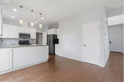 2536 Edgewater Dr, Woodburn, OR 97071 - Photo 22