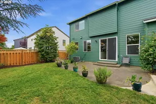 2536 Edgewater Dr, Woodburn, OR 97071 - Photo 48