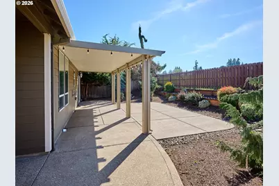 111 Breyonna Way, Silverton, OR 97381 - Photo 32