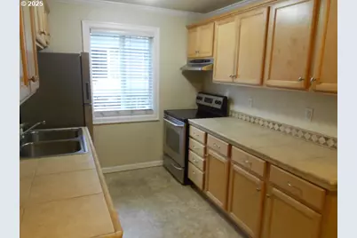 2680 SW 87th Ave #8, Portland, OR 97225 - Photo 6