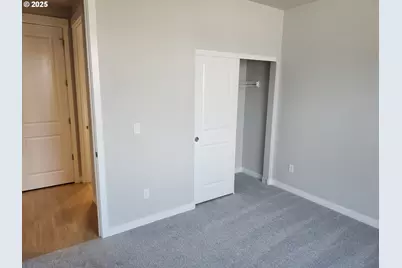 3096 Olympic St #15, Woodburn, OR 97071 - Photo 6