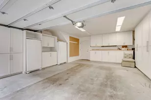 2018 NW 16th Ave, Portland, OR 97209 - Photo 38