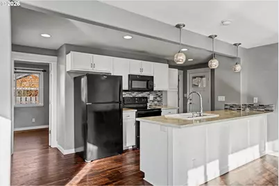 995 985 Garnet St NE, Salem, OR 97301 - Photo 6