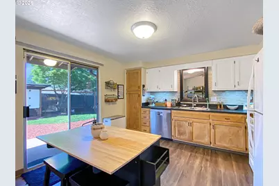 5021 Daniel St S, Salem, OR 97306 - Photo 30
