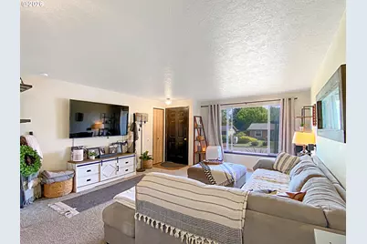5021 Daniel St S, Salem, OR 97306 - Photo 26