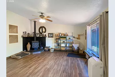 5021 Daniel St S, Salem, OR 97306 - Photo 22