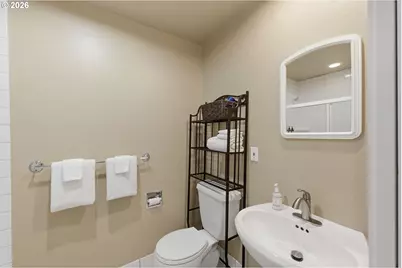 1337 Beach Loop Dr, Bandon, OR 97411 - Photo 30