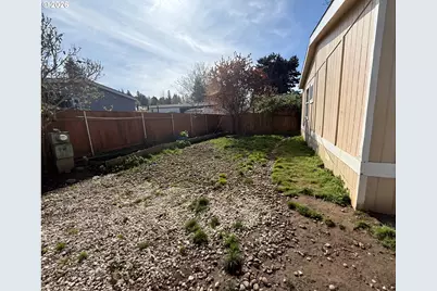 23200 NE Sandy Blvd #52, Wood Village, OR 97060 - Photo 24