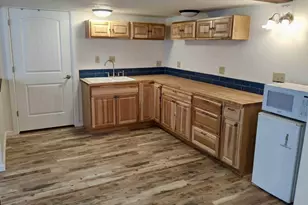 239 Maple St, Florence, OR 97439 - Photo 20