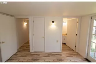 239 Maple St, Florence, OR 97439 - Photo 14