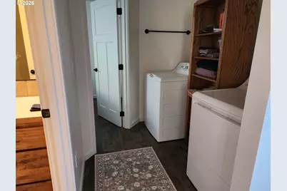 915 Bellevue Dr, Reedsport, OR 97467 - Photo 24