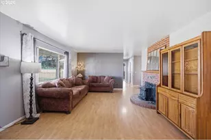 34976 Kamph Dr, Albany, OR 97322 - Photo 16