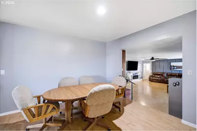 34976 Kamph Dr, Albany, OR 97322 - Photo 18