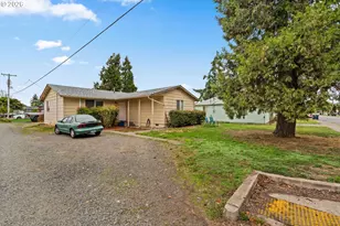 4266 Daisy St, Springfield, OR 97478 - Photo 2