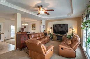 490 Knoll Terrace Dr, Canyonville, OR 97417 - Photo 6