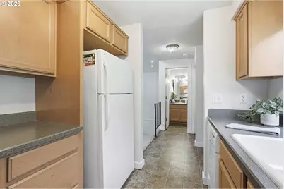 5403 SW Vacuna St, Portland, OR 97219 - Photo 14