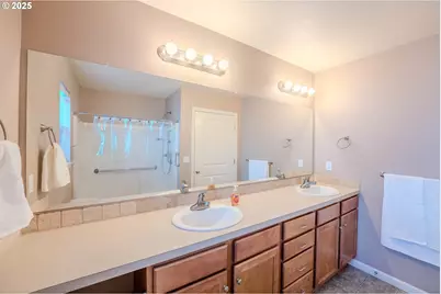 2514 Baines Blvd, Hubbard, OR 97032 - Photo 28