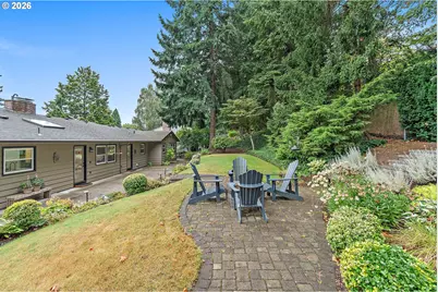 2615 SW Scenic Dr, Portland, OR 97225 - Photo 40