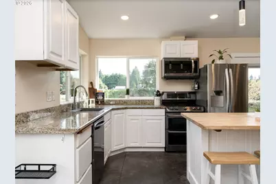 14300 NE 172nd Cir, Brush Prairie, WA 98606 - Photo 10