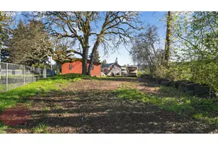 1901 Kalmia St, Sweet Home, OR 97386 - Photo 1