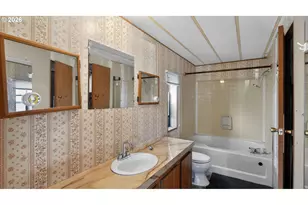 1901 Kalmia St, Sweet Home, OR 97386 - Photo 26