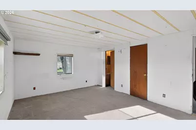 1901 Kalmia St, Sweet Home, OR 97386 - Photo 16