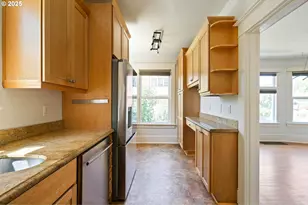 210 NE Alberta St, Portland, OR 97211 - Photo 12