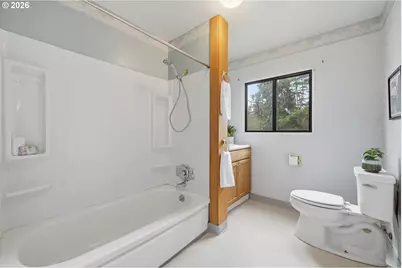 1314 Dalton Dr, Eugene, OR 97404 - Photo 30