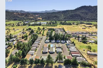 180 Twin Oaks Loop, Winston, OR 97496 - Photo 38