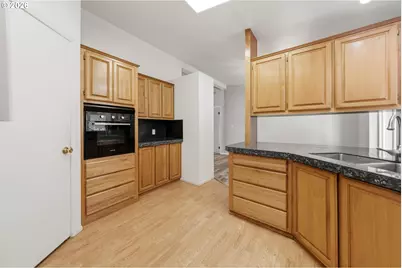 180 Twin Oaks Loop, Winston, OR 97496 - Photo 12