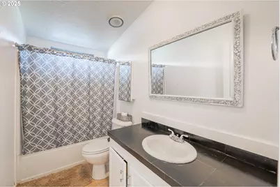 5082 N Briarwood Cir #9, Keizer, OR 97303 - Photo 12