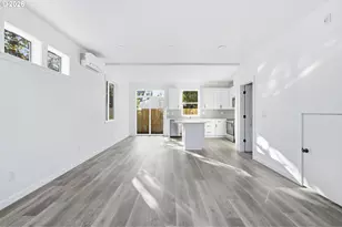 8722 SE Bybee Blvd, Portland, OR 97266 - Photo 4