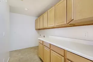 408 Ridgeway Rd, Lake Oswego, OR 97034 - Photo 18