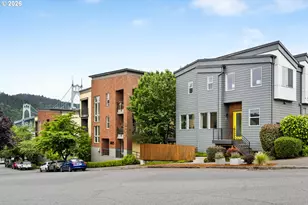 6875 N Salem Ave, Portland, OR 97203 - Photo 2