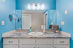 13813 NW 10th Ct, Vancouver, WA 98685 - Photo 16