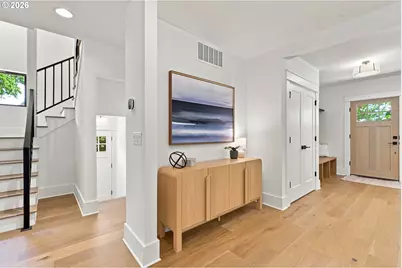 3533 NE Hassalo St, Portland, OR 97232 - Photo 6