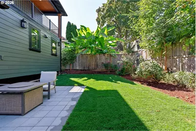 3533 NE Hassalo St, Portland, OR 97232 - Photo 36