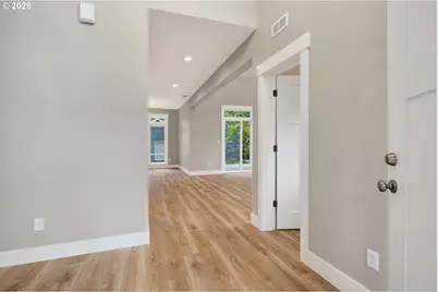 16031 NE Wasco St, Portland, OR 97230 - Photo 4