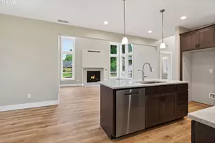 16031 NE Wasco St, Portland, OR 97230 - Photo 8