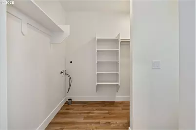 16031 NE Wasco St, Portland, OR 97230 - Photo 24