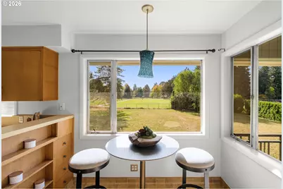 1930 SE Risley Ave, Milwaukie, OR 97267 - Photo 14