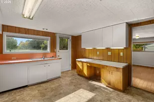1930 SE Risley Ave, Milwaukie, OR 97267 - Photo 30