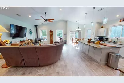 917.5 7th St, Brookings, OR 97415 - Photo 6