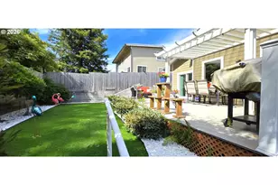9175 7th St, Brookings, OR 97415 - Photo 30