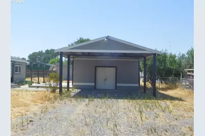 150 SE Eleventh St, Irrigon, OR 97844 - Photo 2