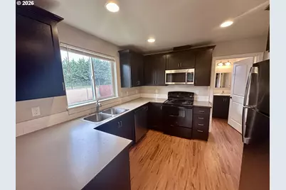 279 Lacasa St, Eugene, OR 97402 - Photo 6